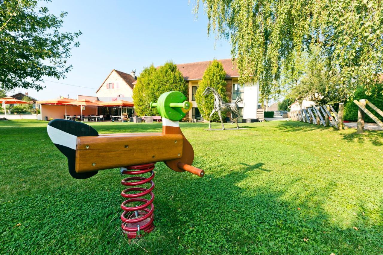 Hotel Auberge De Chavannes Courlans Exterior photo